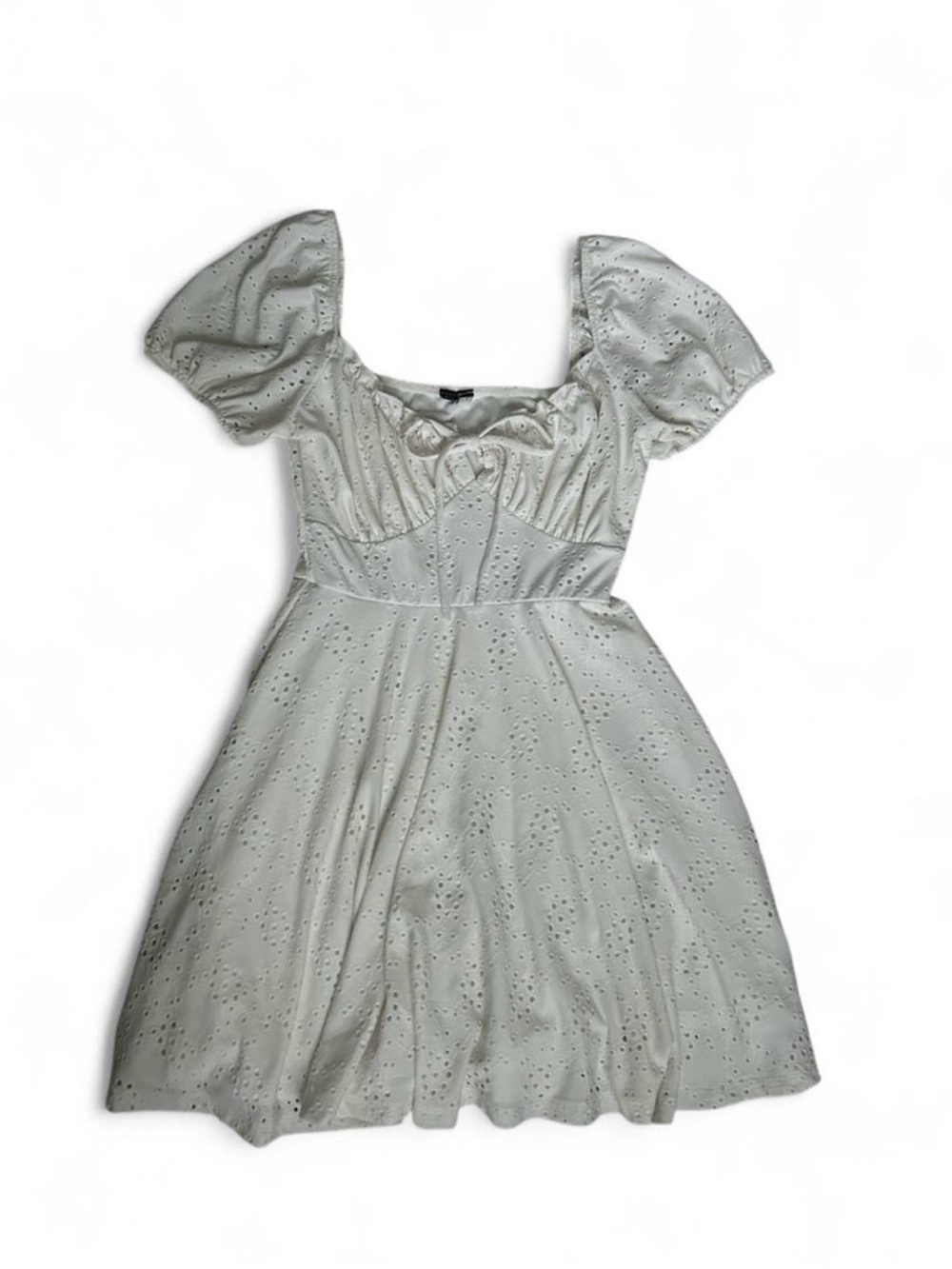 White Eyelet Soft Puff Sleeve Dress- Size 6.